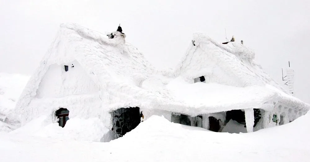 snow covered house climate change Preparing for climate change will help you survive the worst and keep your family safe and together. Here are 5 things to do to prepare.