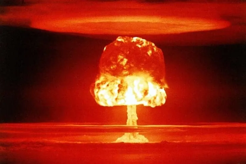 10 Reasons to Build an Underground Bunker Right Now 2 Reasons to Build an Underground Bunker - Nuclear War