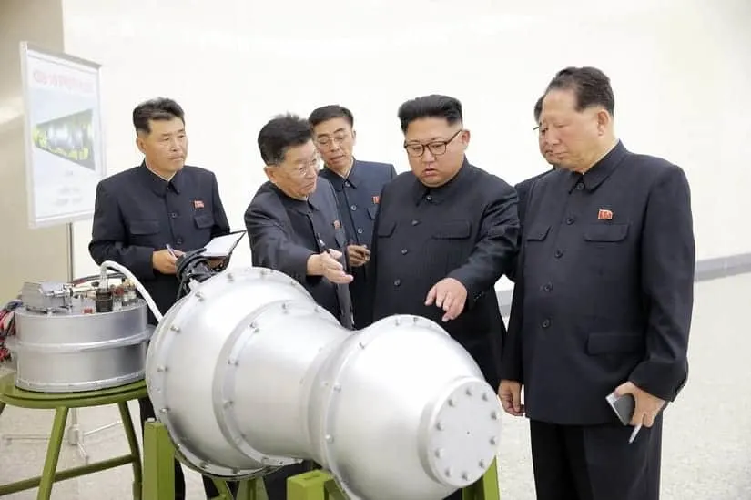 North Korean leader Kim Jong Un inspects what Pyongyang claims to be a miniaturized thermonuclear warhead