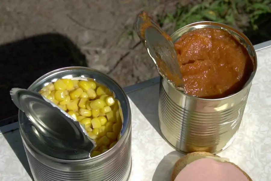 Six different ways to open a can without a can opener